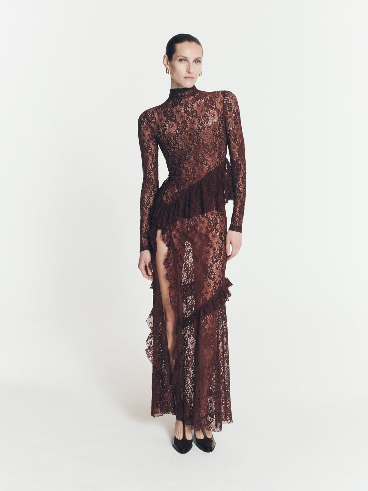 SWIRLING TRIM LACE DRESS IN BURGUNDY
