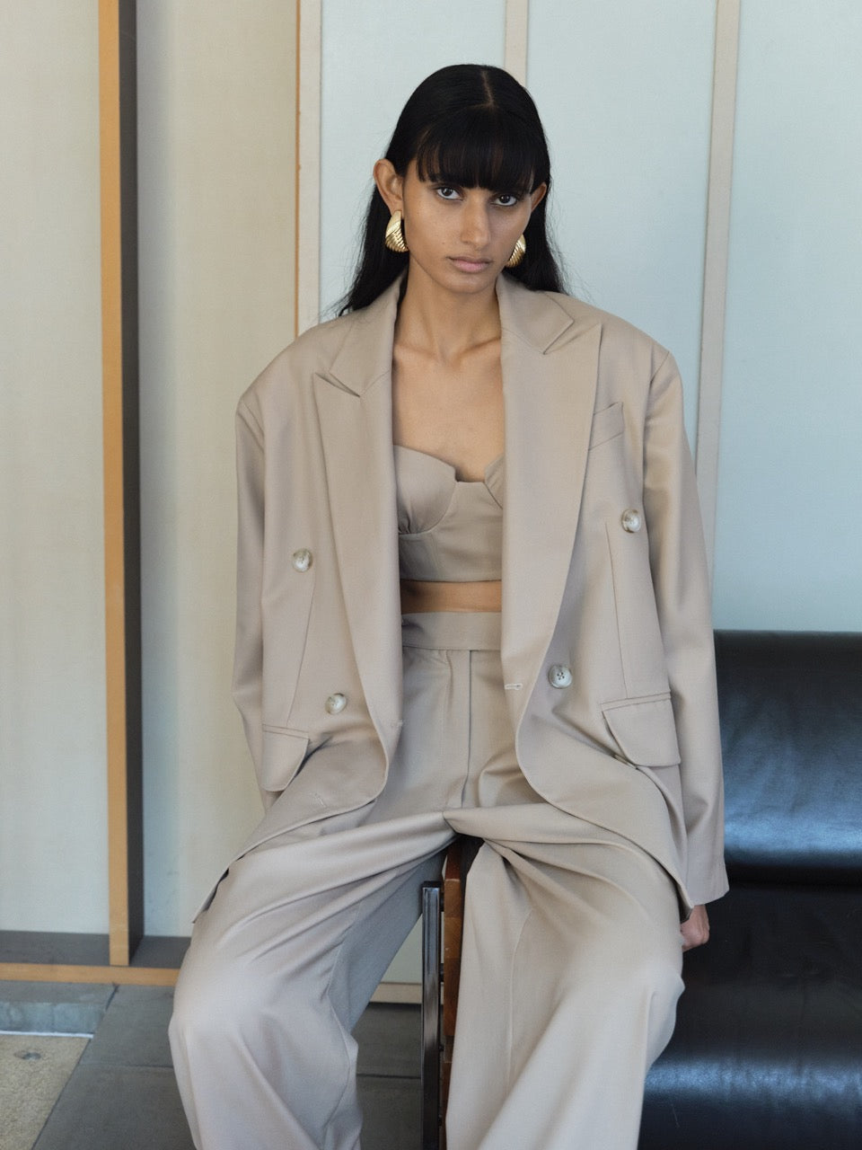 DOUBLE-BREASTED BLAZER IN BEIGE